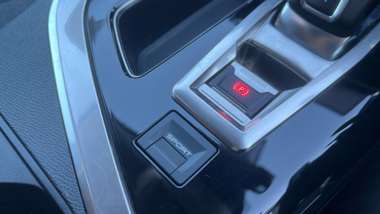 Peugeot 5008 1.5 BlueHDi Allure 5dr EAT8 Diesel Estate